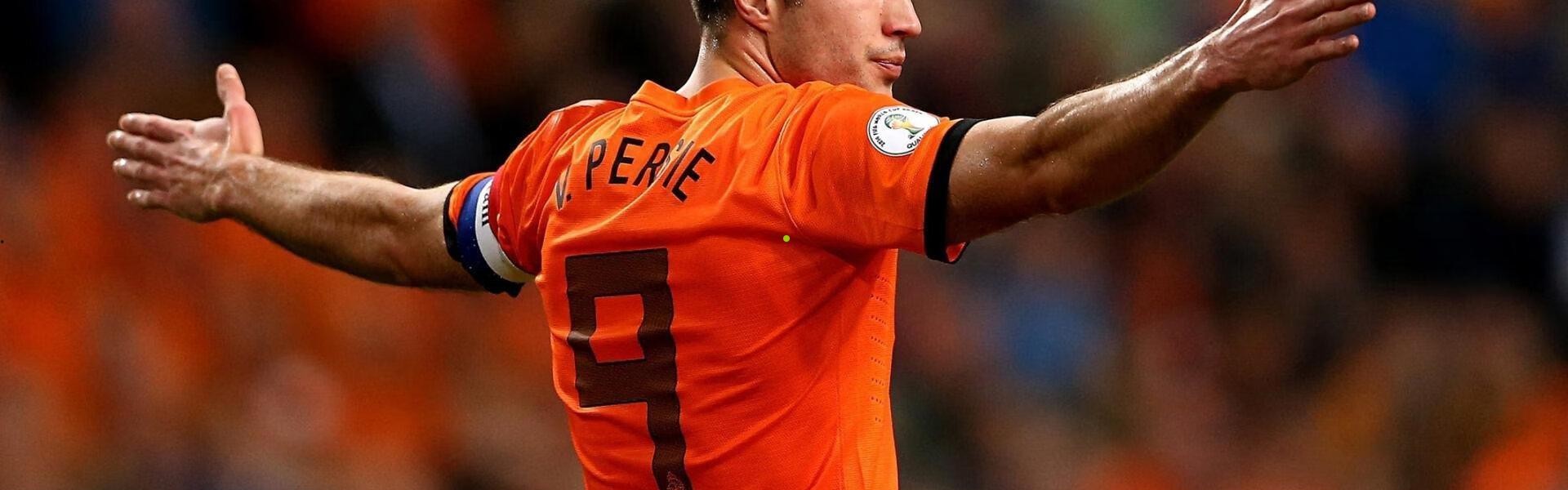 排列五赛事集团：中甲争议点球致黑龙江一度罢赛 和昆山大规模冲突