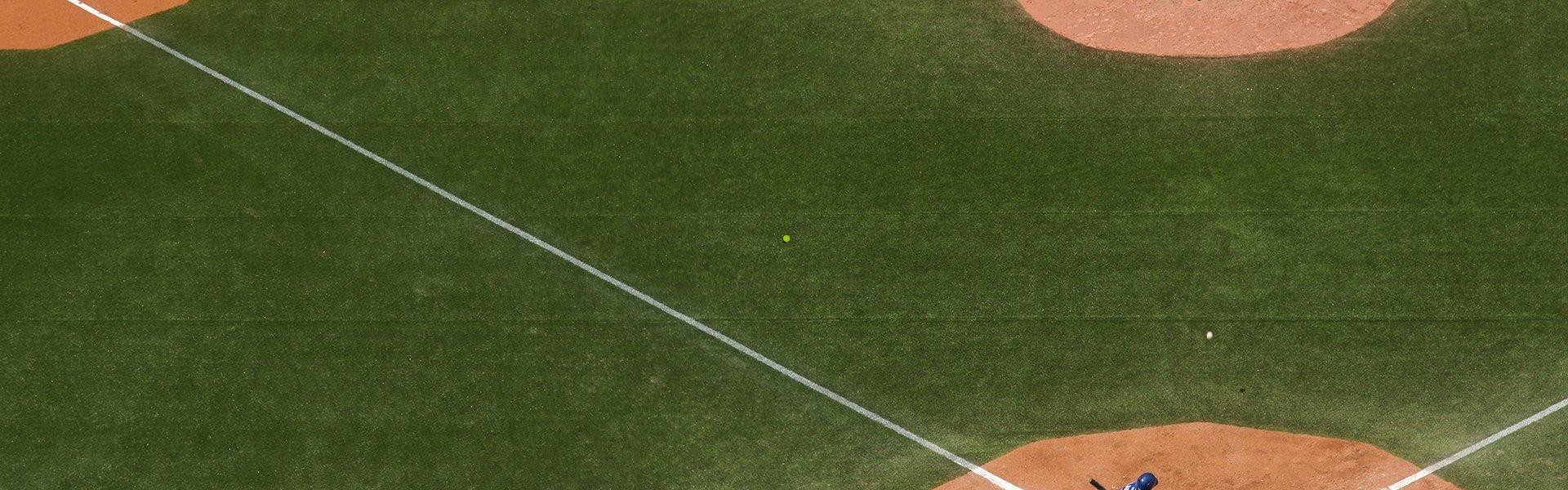 排列五：世体严评马斯坦托诺，球场存在感微弱如影随形